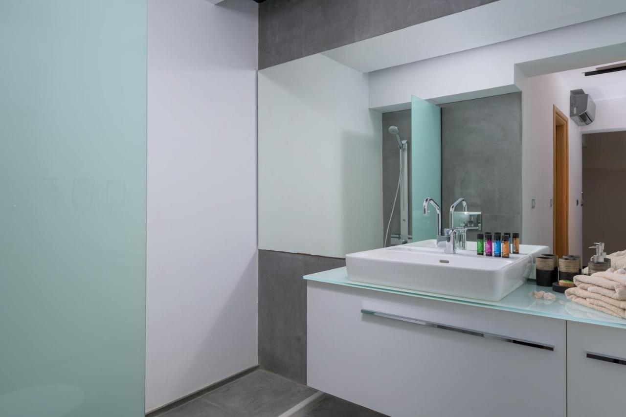 Albatross Beach Front Villas Γεννάδι Εξωτερικό φωτογραφία