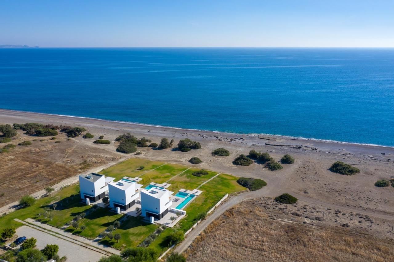 Albatross Beach Front Villas Γεννάδι Εξωτερικό φωτογραφία