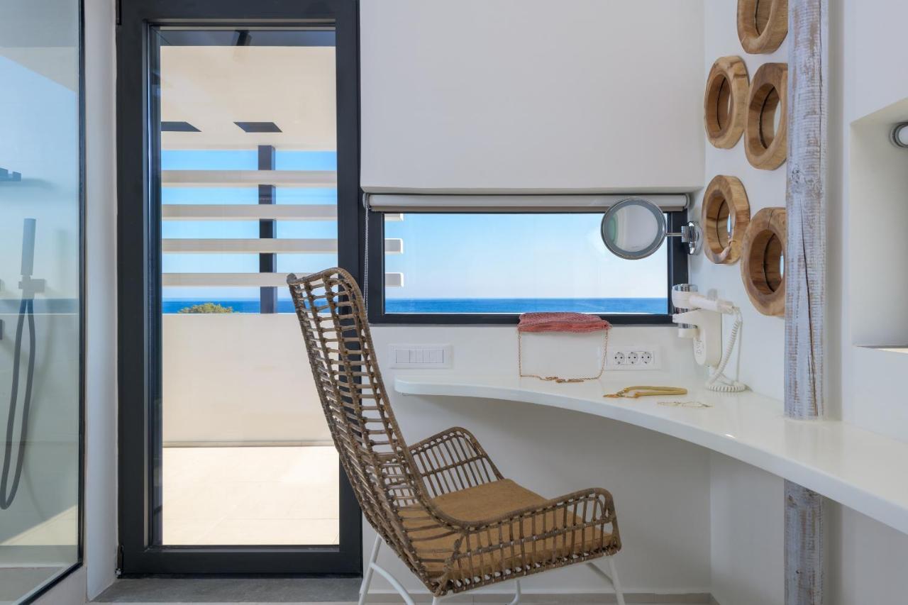 Albatross Beach Front Villas Γεννάδι Εξωτερικό φωτογραφία