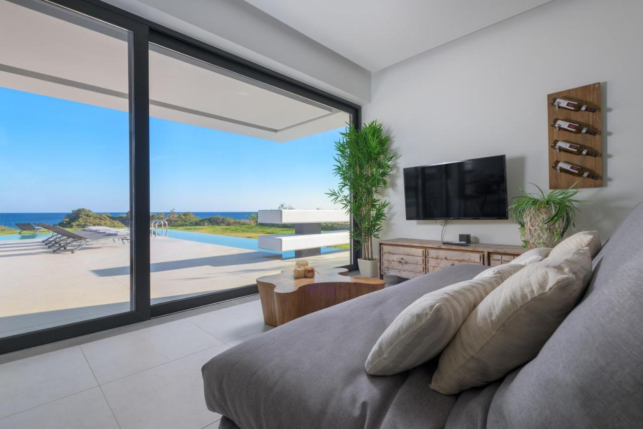 Albatross Beach Front Villas Γεννάδι Εξωτερικό φωτογραφία
