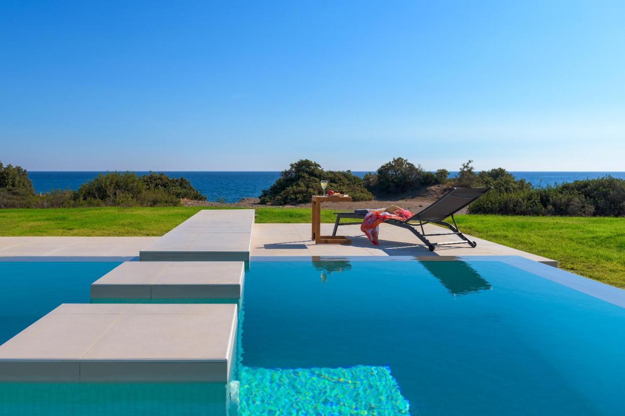 Albatross Beach Front Villas Γεννάδι Εξωτερικό φωτογραφία
