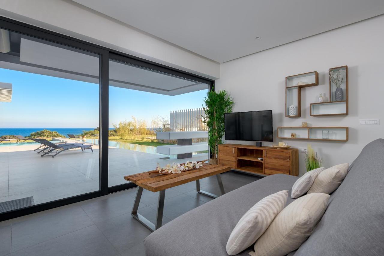 Albatross Beach Front Villas Γεννάδι Εξωτερικό φωτογραφία