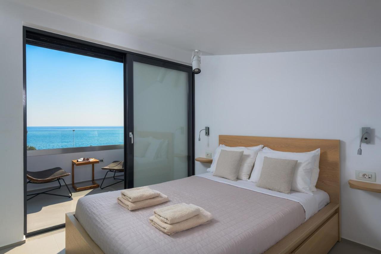 Albatross Beach Front Villas Γεννάδι Εξωτερικό φωτογραφία