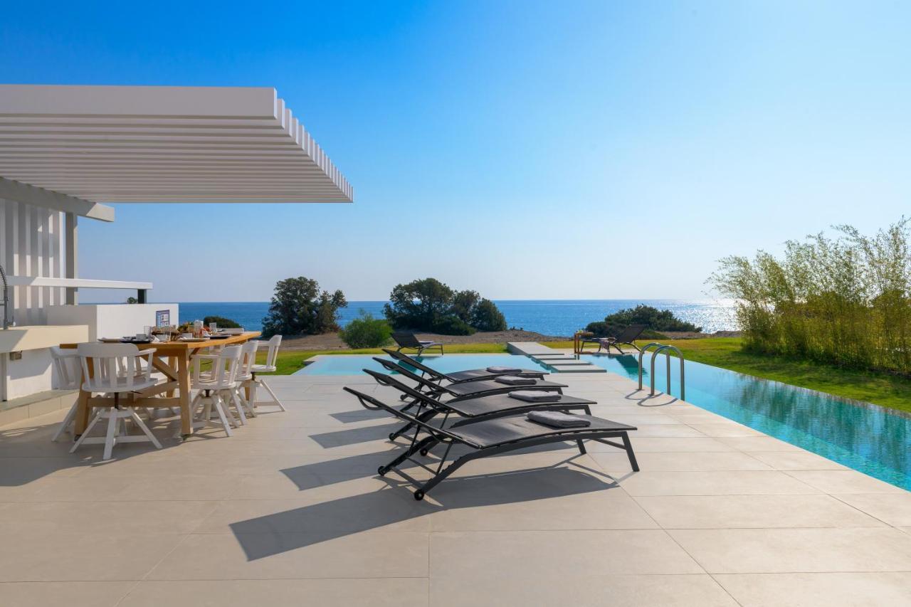 Albatross Beach Front Villas Γεννάδι Εξωτερικό φωτογραφία
