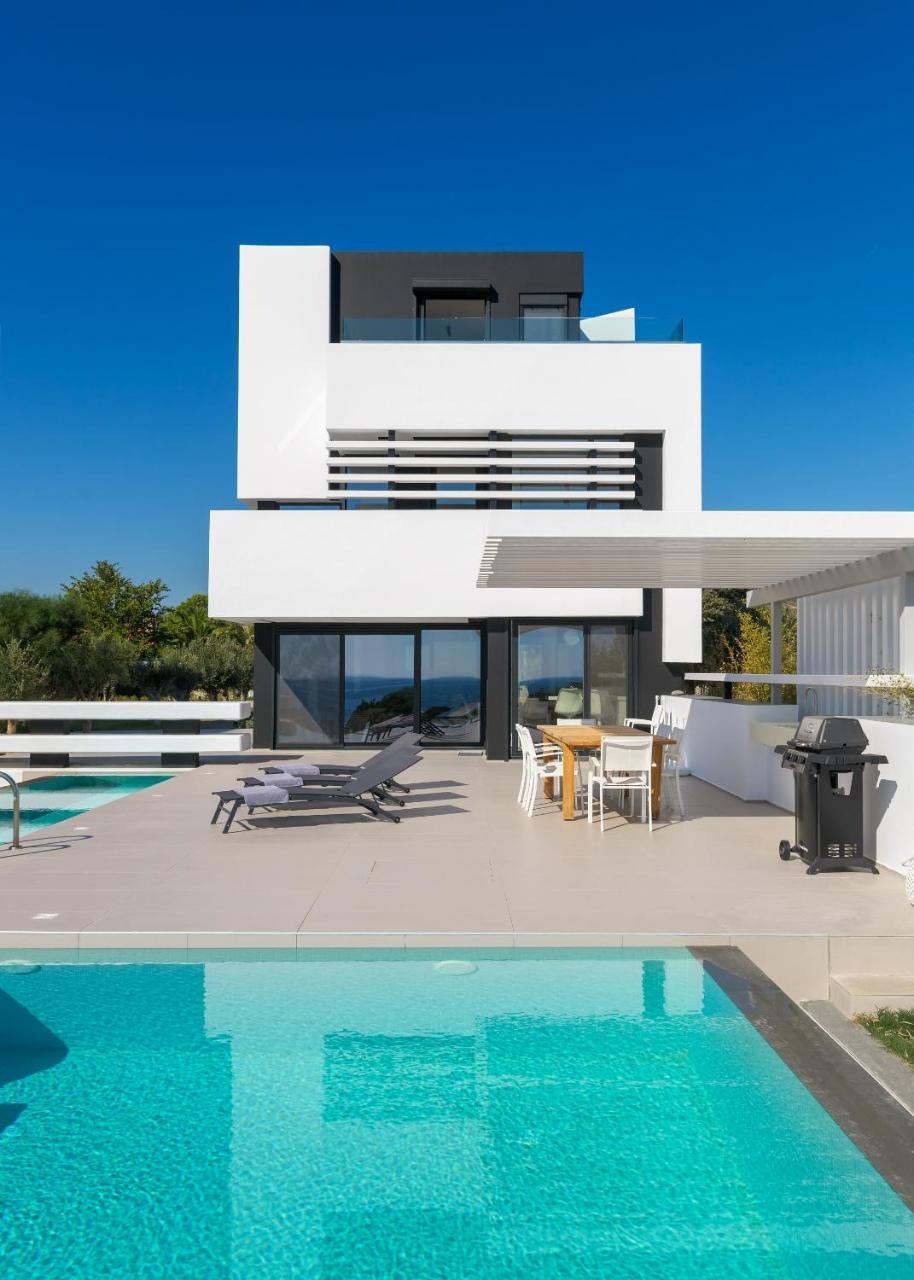 Albatross Beach Front Villas Γεννάδι Εξωτερικό φωτογραφία