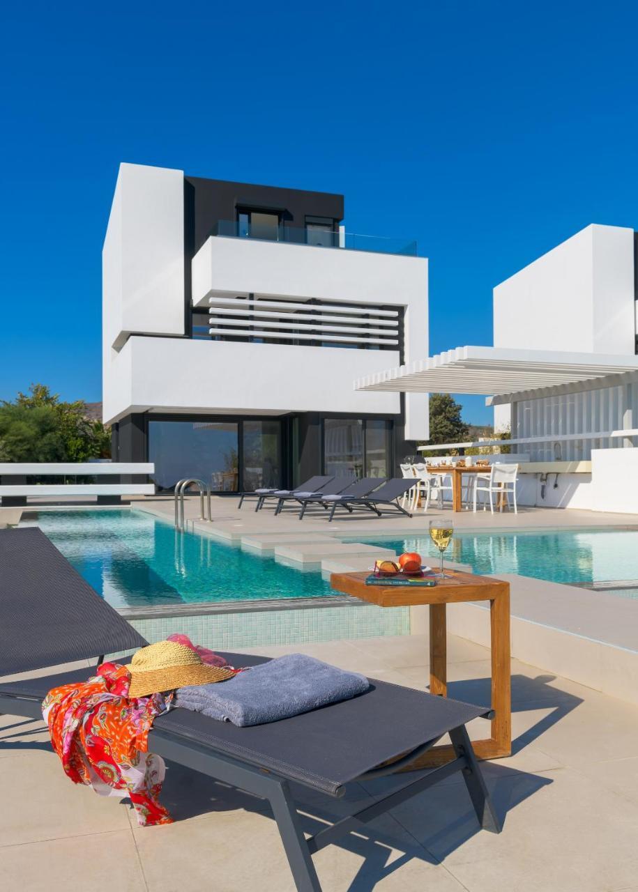 Albatross Beach Front Villas Γεννάδι Εξωτερικό φωτογραφία